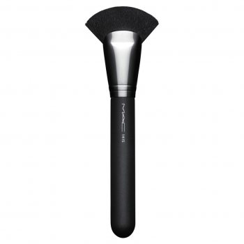 MAC Кисть 141 Synthetic Face Fan Brush